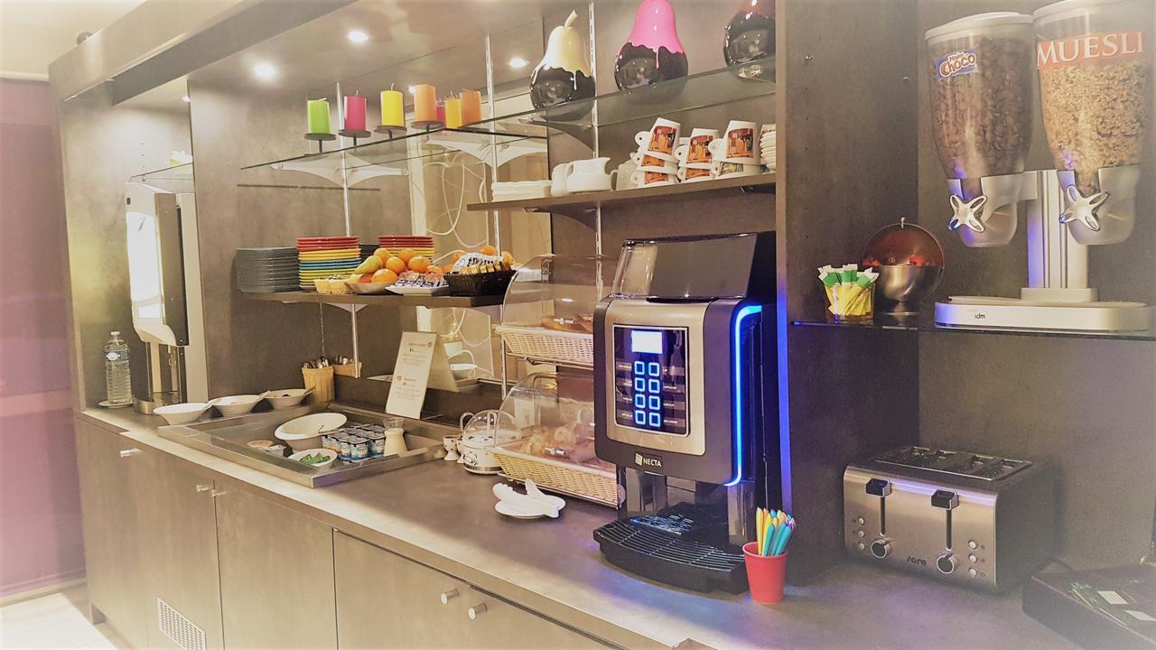 Hotel Restaurant L'Evidence Нефшато Екстер'єр фото